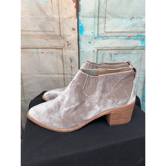 Madewell Grayson Chelsea Boot in Velvet  9.5 - Picture 3 of 9